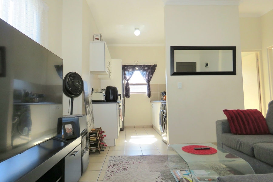 2 Bedroom Property for Sale in Parklands Western Cape